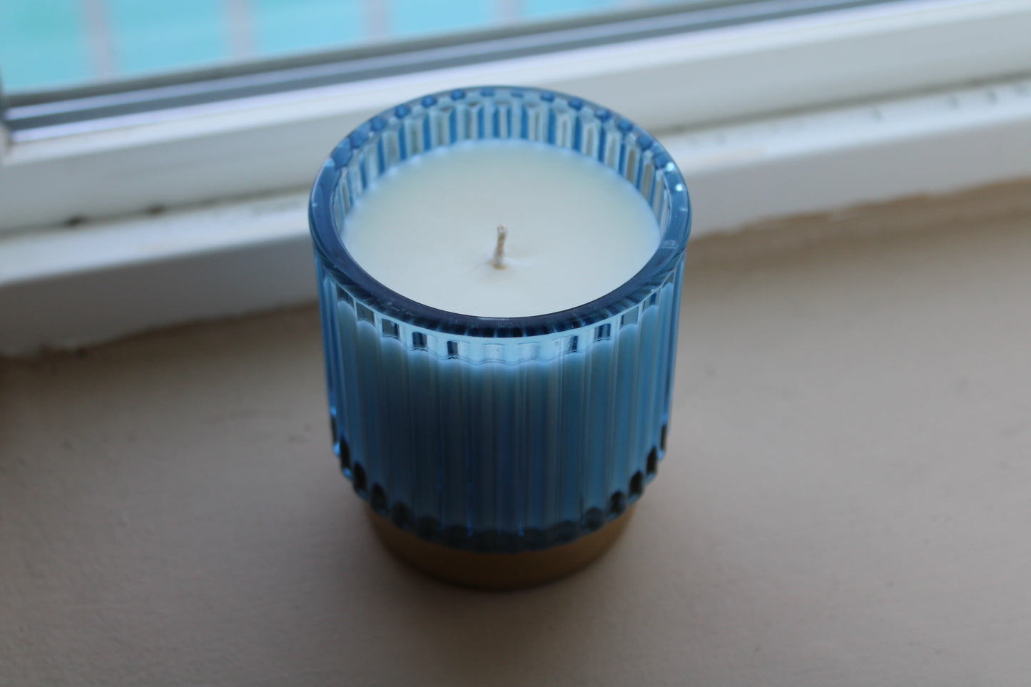 Soy-Coconut 4.5 ounce Glass Ribbed Decorative Candle (more colors)